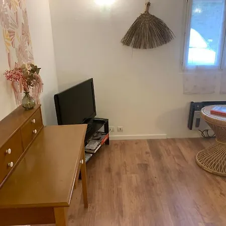 Independant -1 -3 Lits - 4km Du Circuit Apartment *