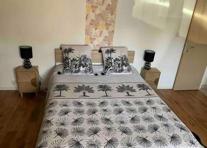 Indépendant -1 -3 Lits - 4km Du Circuit * Ruaudin