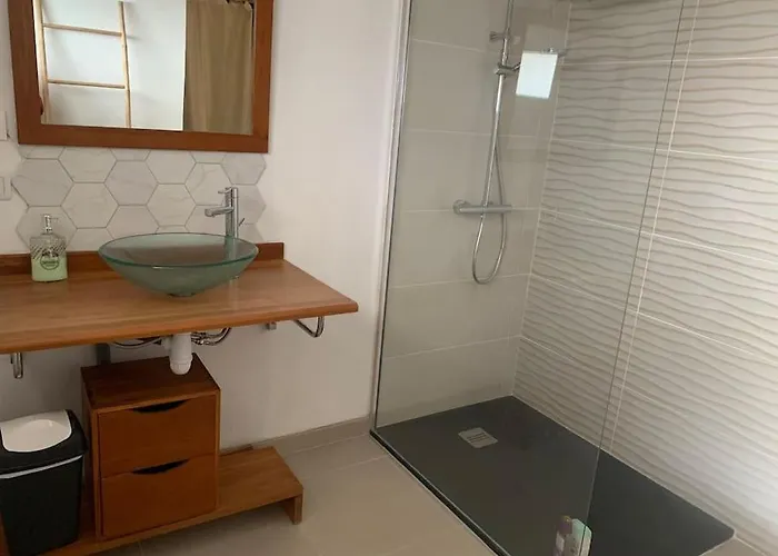 Indépendant -1 -3 Lits - 4km Du Circuit Appartement Ruaudin